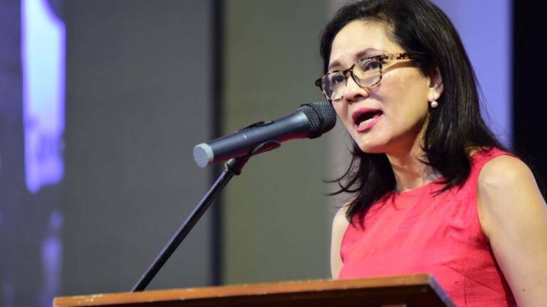 Sen. Hontiveros Urges DOLE, OWWA To Develop Balikbayani Reintegration Program For OFWS